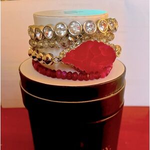 Deck the Halls Bomb Party bracelet